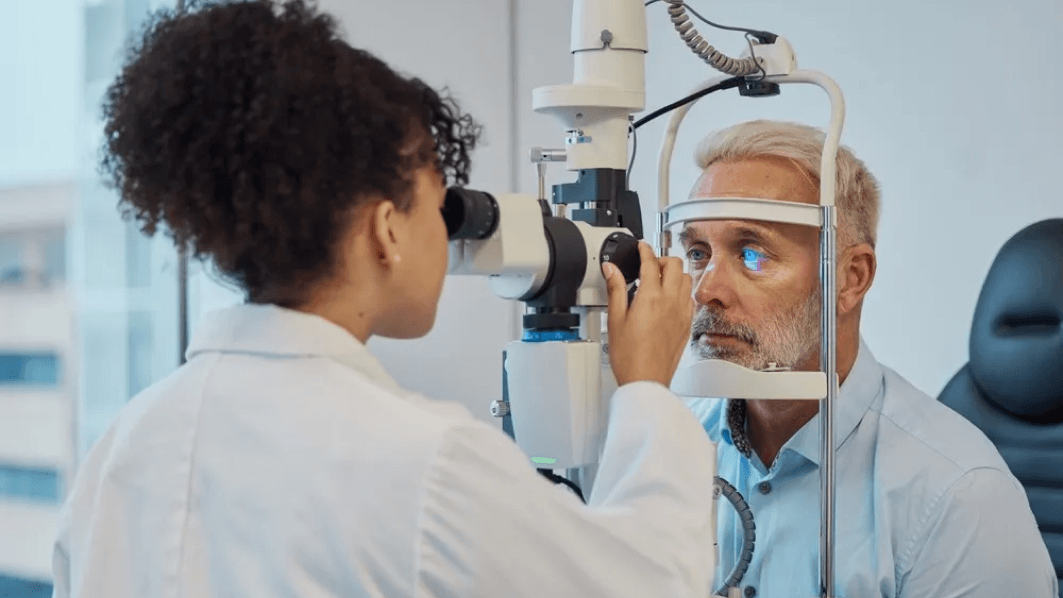 Eye Health Habits to Prevent or Delay the Need for Glasses